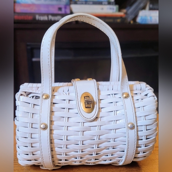 unknown Handbags - Vintage 1960's White Painted Wicker Bucket/Pail Purse Handbag Boho Retro Hippie